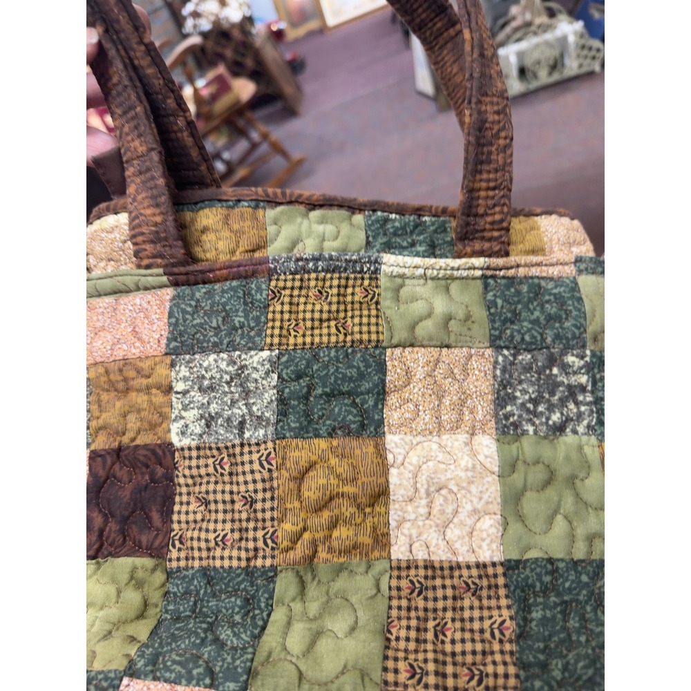 Donna Sharp Quilted PatchworkHandbag& wallet EarthToneGreenBrownTote with Pouch